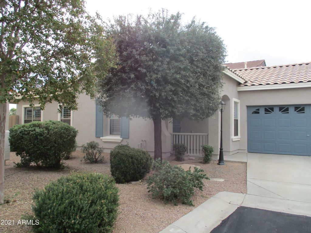 2747 S SAILORS Way, Gilbert, AZ 85295