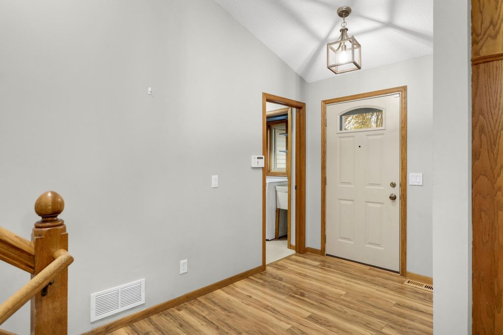 12490 99th Avenue N, Maple Grove, MN 55369 — photo 4