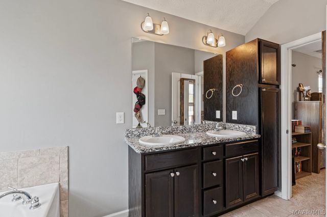 1673 BUENA VISTA Boulevard, Prattville, AL 36067