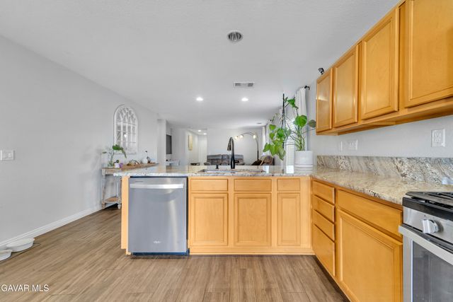 3033 Via De Flores, Lancaster, CA 93535