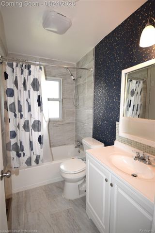 10311 Saratoga Street, Oak Park, MI 48237