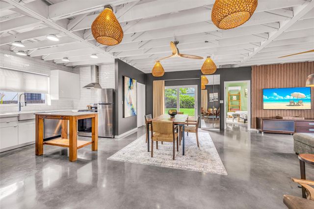 11 SE 13th Street, Fort Lauderdale, FL 33316