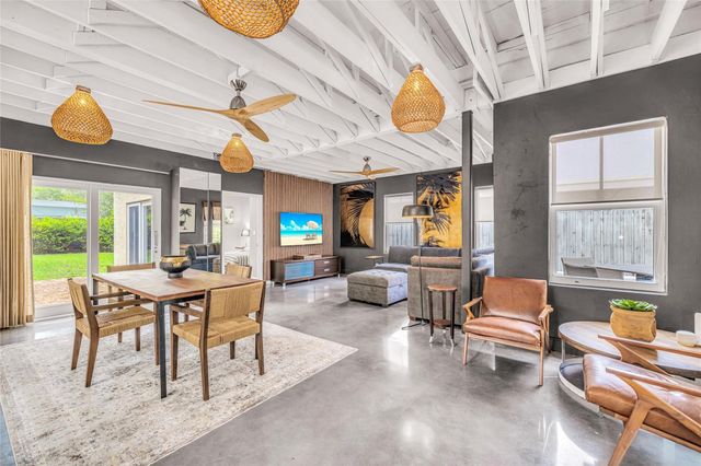 11 SE 13th Street, Fort Lauderdale, FL 33316