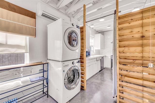 11 SE 13th Street, Fort Lauderdale, FL 33316