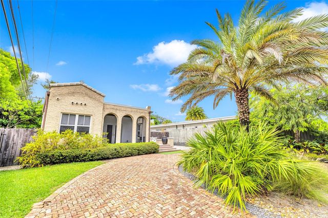 11 SE 13th Street, Fort Lauderdale, FL 33316
