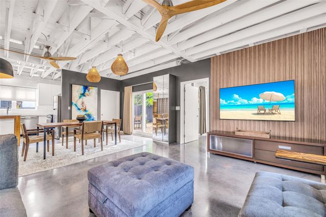 11 SE 13th Street, Fort Lauderdale, FL 33316