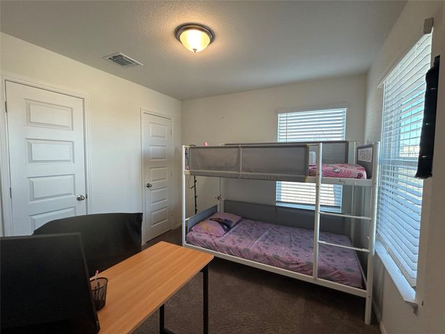 420 Lt Rusty DR, Jarrell, TX 76537