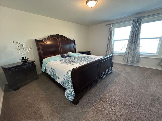 420 Lt Rusty DR, Jarrell, TX 76537