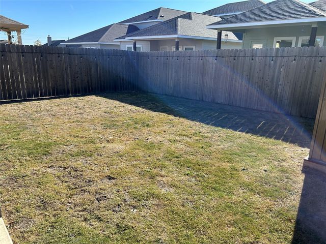 420 Lt Rusty DR, Jarrell, TX 76537