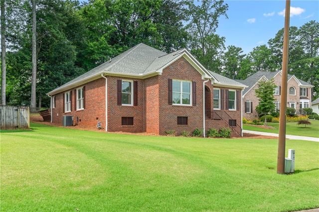 603 Fairway Court, Marietta, GA 30068