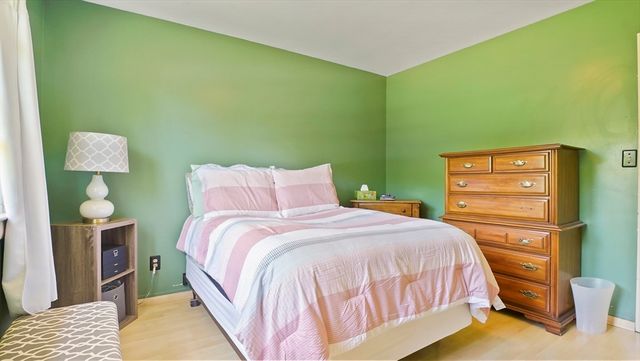 175 Krysiak Ave, Fitchburg, MA 01420