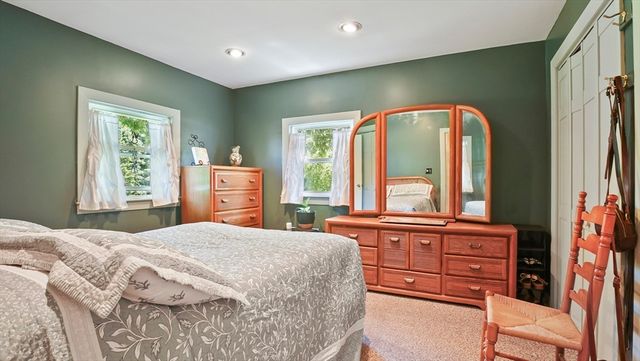 175 Krysiak Ave, Fitchburg, MA 01420