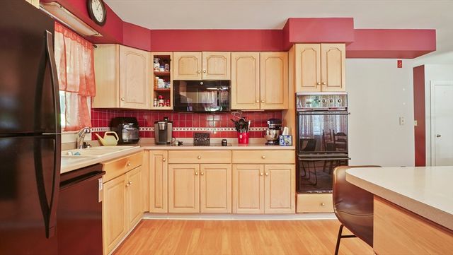 175 Krysiak Ave, Fitchburg, MA 01420