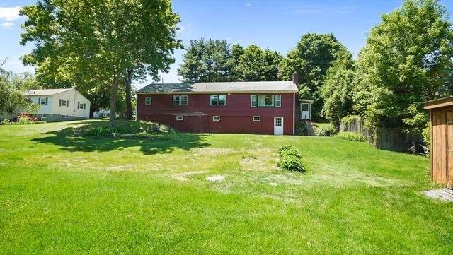 175 Krysiak Ave, Fitchburg, MA 01420