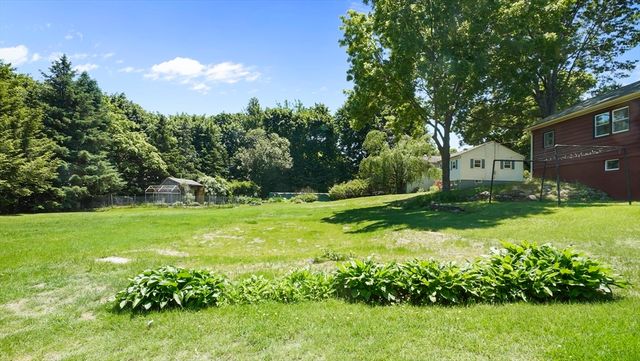 175 Krysiak Ave, Fitchburg, MA 01420