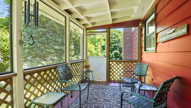 175 Krysiak Ave, Fitchburg, MA 01420