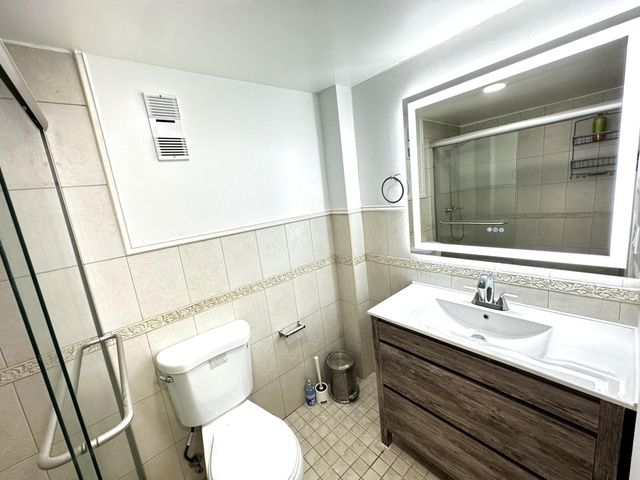 5050 NW 7TH Street 602, Miami, FL 33126