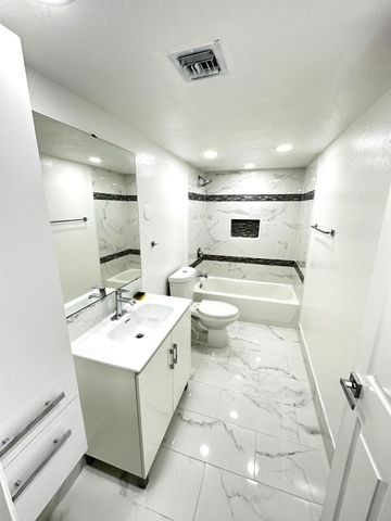 5050 NW 7TH Street 602, Miami, FL 33126
