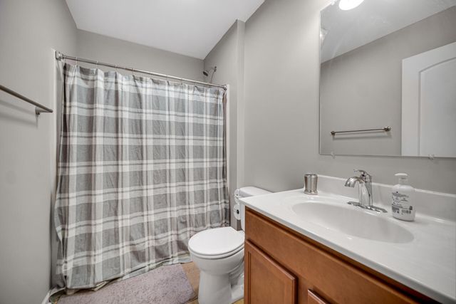 13679 Blue Springs Court, Dyer, IN 46311