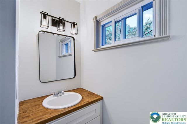 1319 Northampton Street 2, Easton, PA 18042
