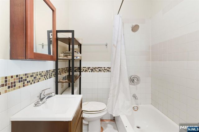 449 Orange Street, Newark, NJ 07107