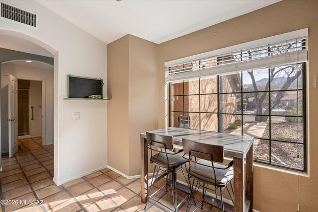 1351 E Stoney Canyon Circle, Tucson, AZ 85737