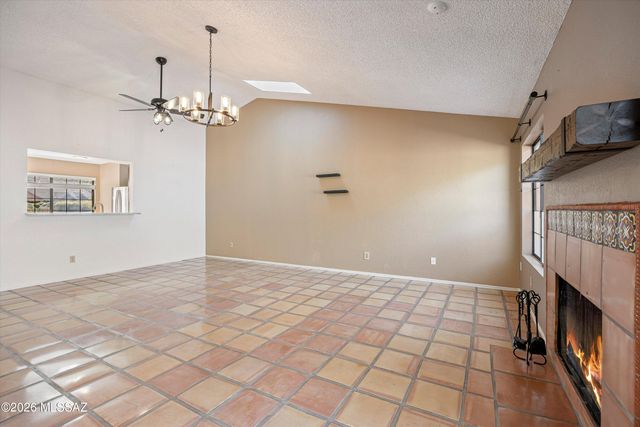 1351 E Stoney Canyon Circle, Tucson, AZ 85737
