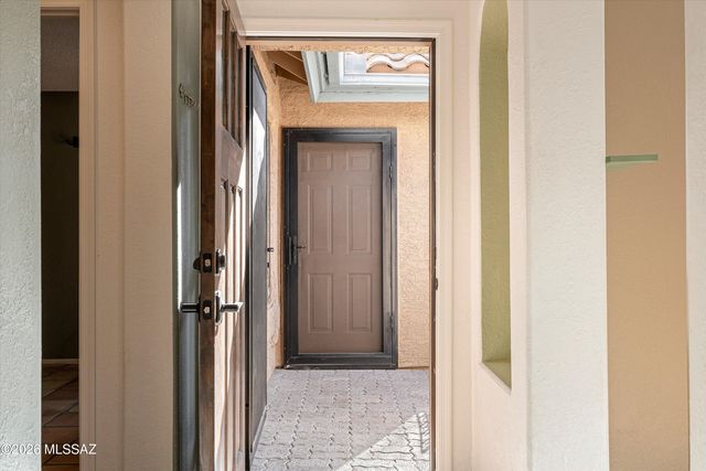 1351 E Stoney Canyon Circle, Tucson, AZ 85737