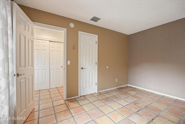 1351 E Stoney Canyon Circle, Tucson, AZ 85737