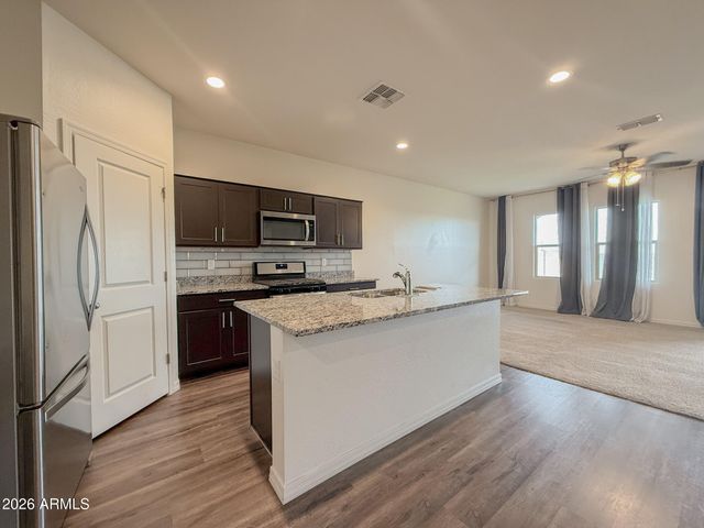 5815 N 195TH Drive, Litchfield Park, AZ 85340