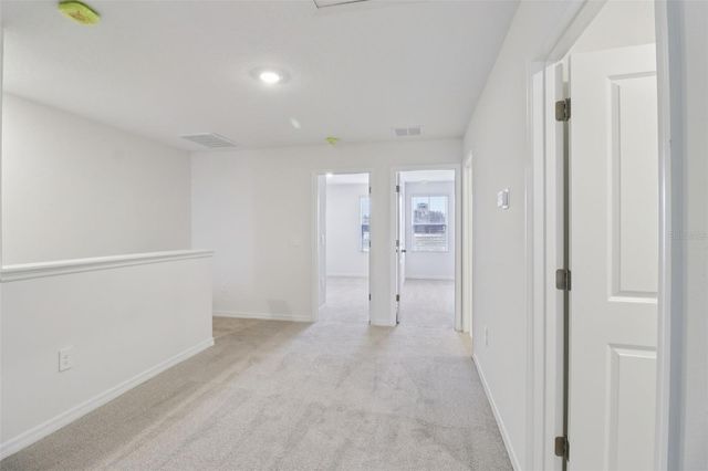 690 MUHLY WAY, Lady Lake, FL 32159