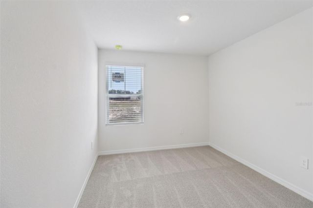 690 MUHLY WAY, Lady Lake, FL 32159