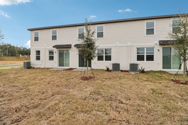 690 MUHLY WAY, Lady Lake, FL 32159