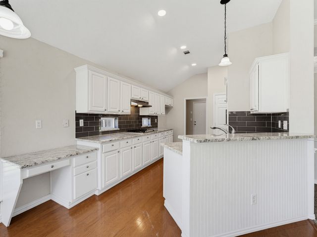 637 Cedarwood Drive, Keller, TX 76248