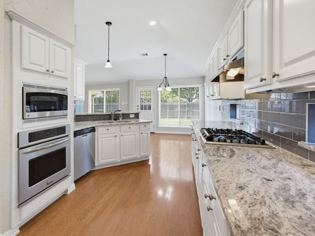 637 Cedarwood Drive, Keller, TX 76248
