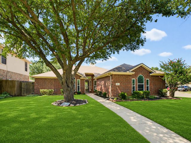637 Cedarwood Drive, Keller, TX 76248