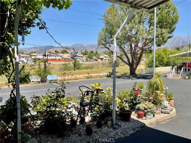 12995 6th 66, Yucaipa, CA 92399
