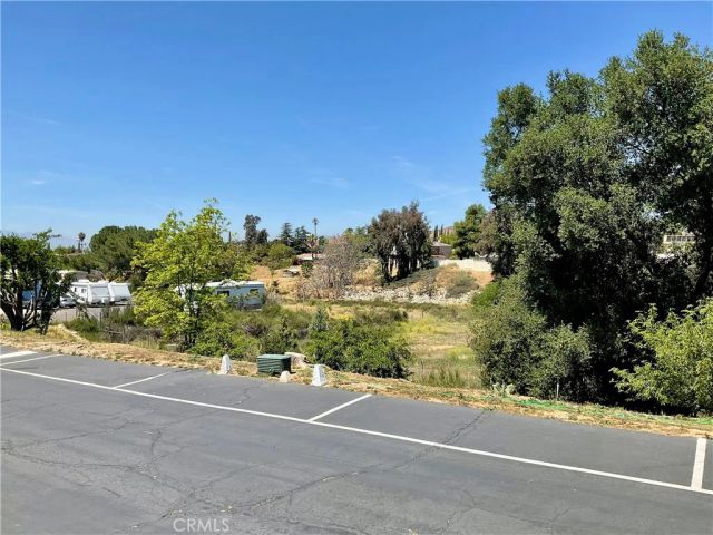 12995 6th 66, Yucaipa, CA 92399