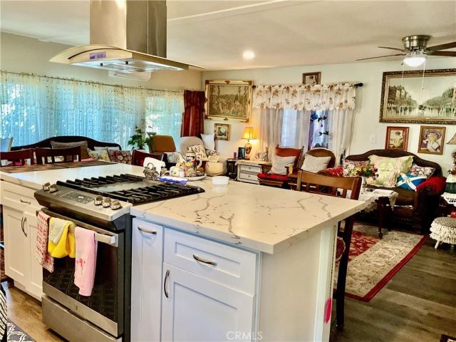 12995 6th 66, Yucaipa, CA 92399
