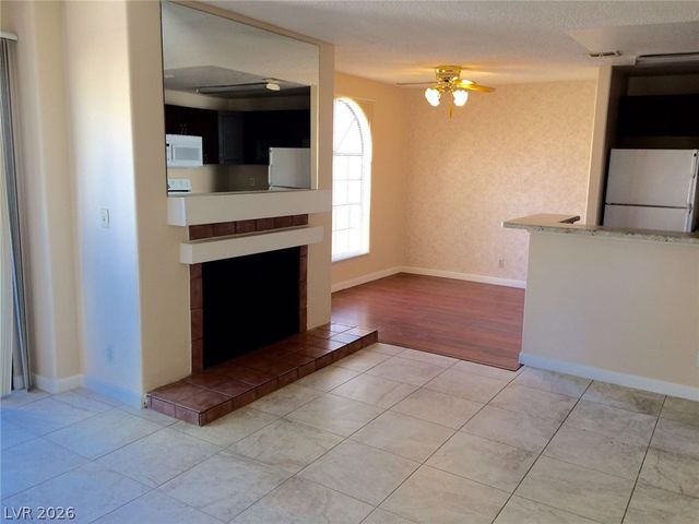 2979 JUNIPER HILLS Boulevard 203, Las Vegas, NV 89142