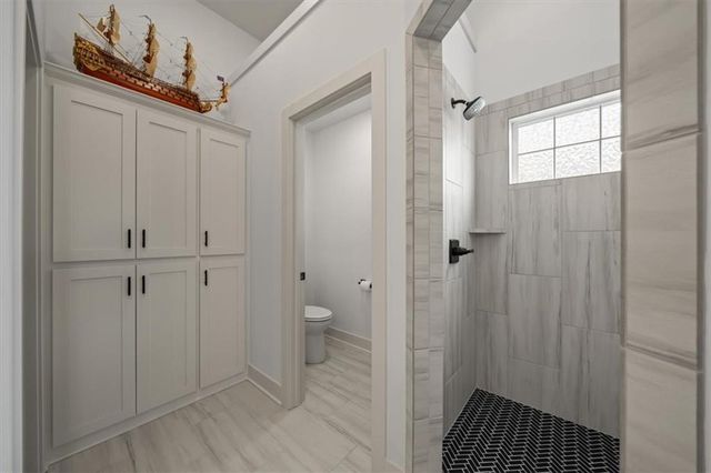 8808 N Clarion Avenue, Kansas City, MO 64153