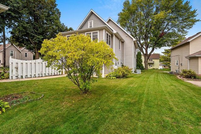 700 DESNOYER STREET, Kaukauna, WI 54130