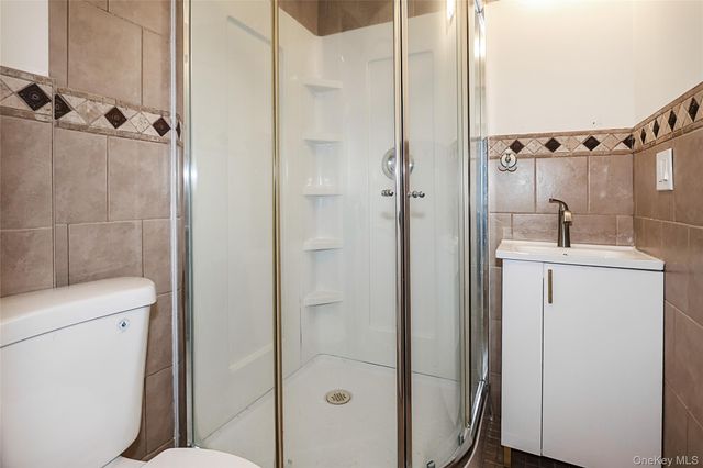 118 Birchwood Park Drive, Jericho, NY 11753