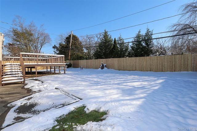 118 Birchwood Park Drive, Jericho, NY 11753