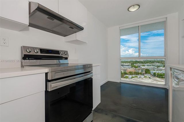 1688 West Ave PH-07, Miami Beach, FL 33139