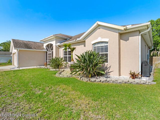 1371 Laconia Street, Sebastian, FL 32958