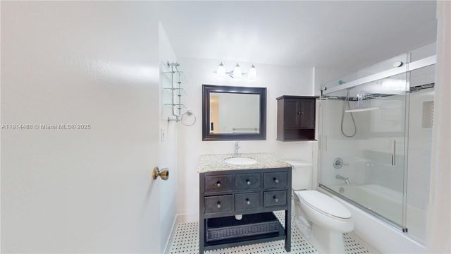 600 THREE ISLANDS BLVD 402, Hallandale Beach, FL 33009