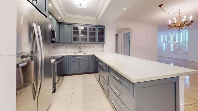 600 THREE ISLANDS BLVD 402, Hallandale Beach, FL 33009