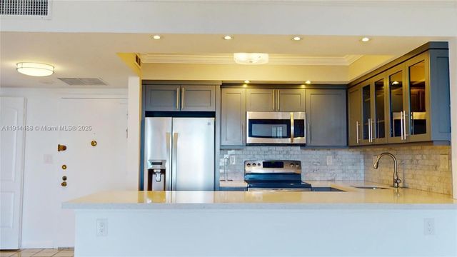 600 THREE ISLANDS BLVD 402, Hallandale Beach, FL 33009