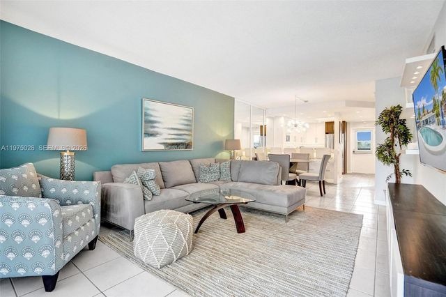 450 Paradise Isle Blvd 204, Hallandale Beach, FL 33009